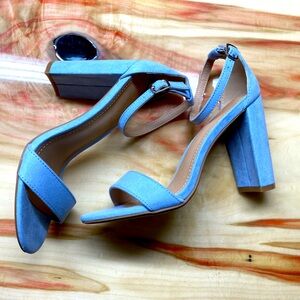 Moda Chics Ankle Strap Chunky Heel Sandal